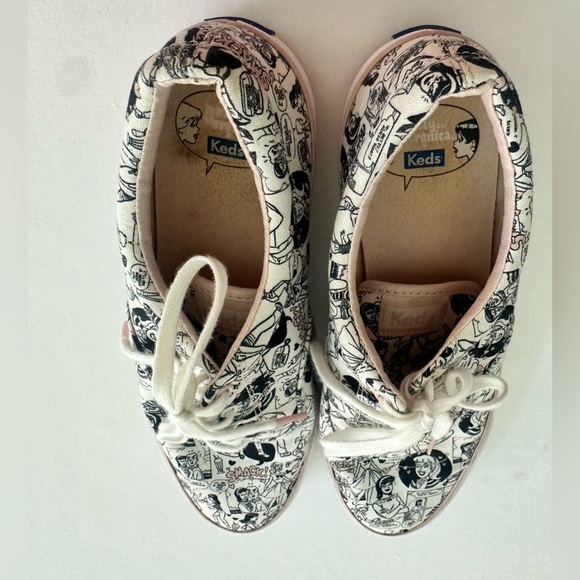 Keds *Rare* Betty & Veronica Themed Tennis Shoes - Black & White w/Pink Size 8.5 - Picture 6 of 10